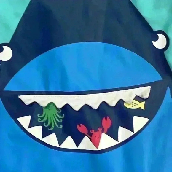 Carter’s baby shark one piece wet suit bathing suit size 12 Months - Picture 2 of 5